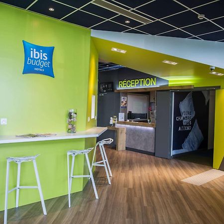 Ibis Budget Site Du Futuroscope Chasseneuil-du-Poitou Bagian luar foto