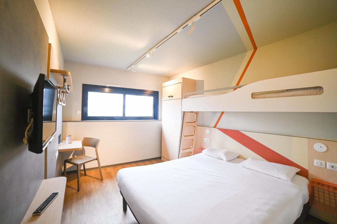 Ibis Budget Site Du Futuroscope Chasseneuil-du-Poitou Bagian luar foto
