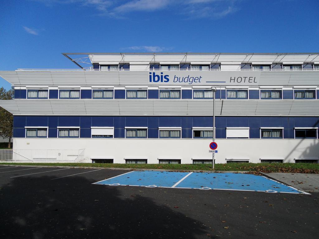 Ibis Budget Site Du Futuroscope Chasseneuil-du-Poitou Bagian luar foto